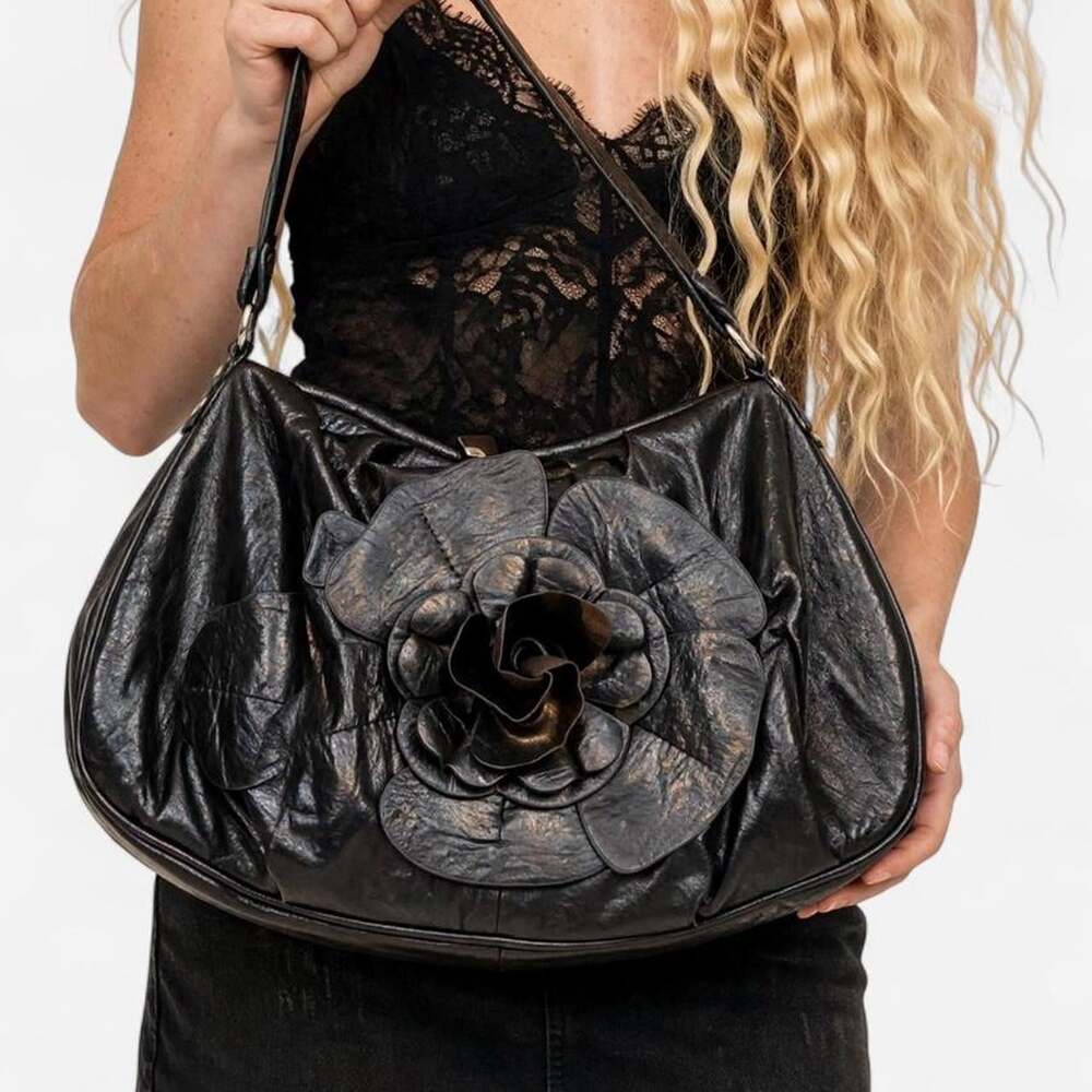 Vintage Black Leather Shoulder Bag 9 A 54